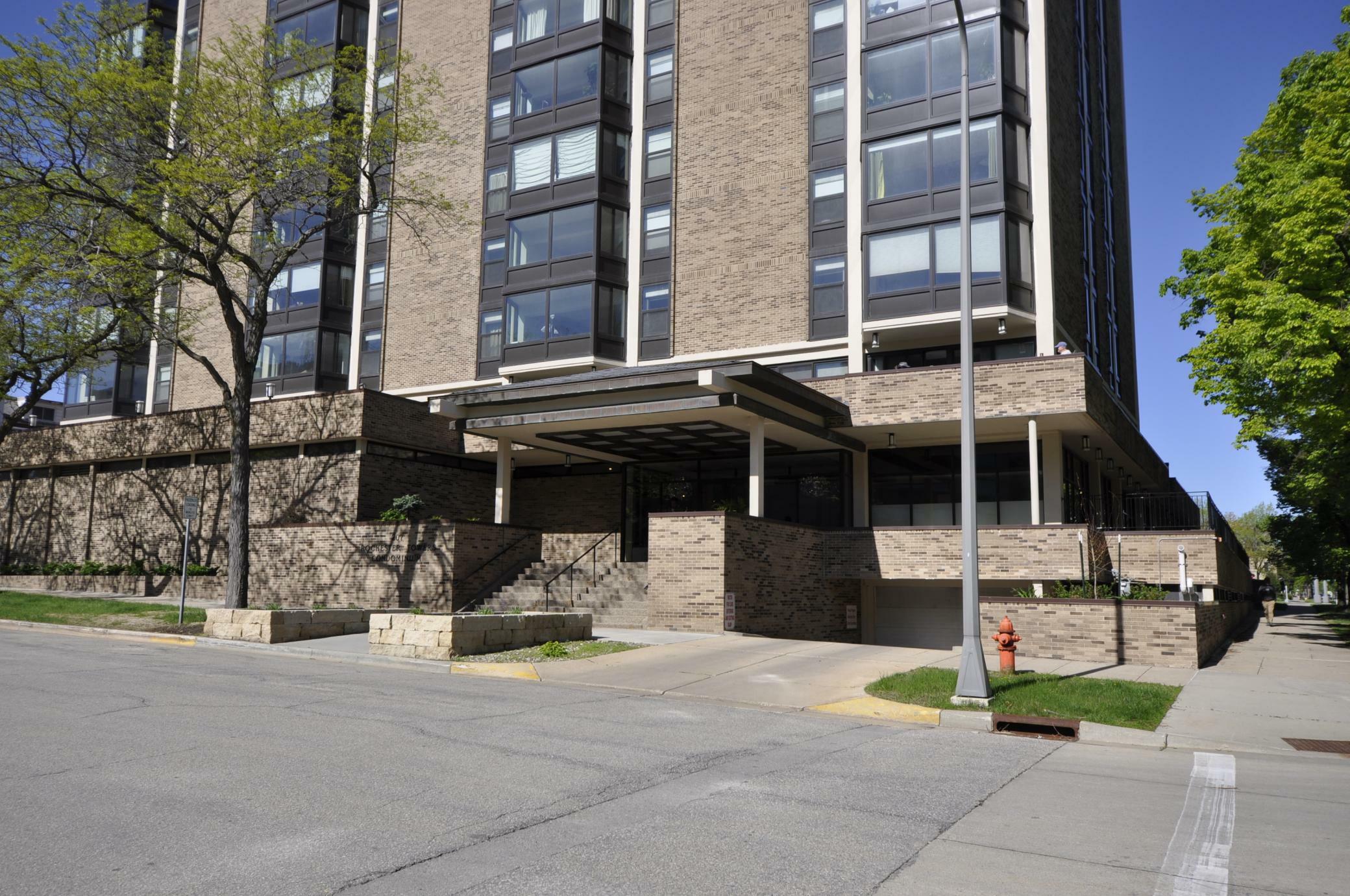 Property Photo: 207 5th Avenue SW 1001 MN 55902
