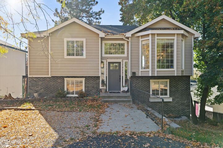 1923 W Fairview Ave  Spokane WA 99205 photo