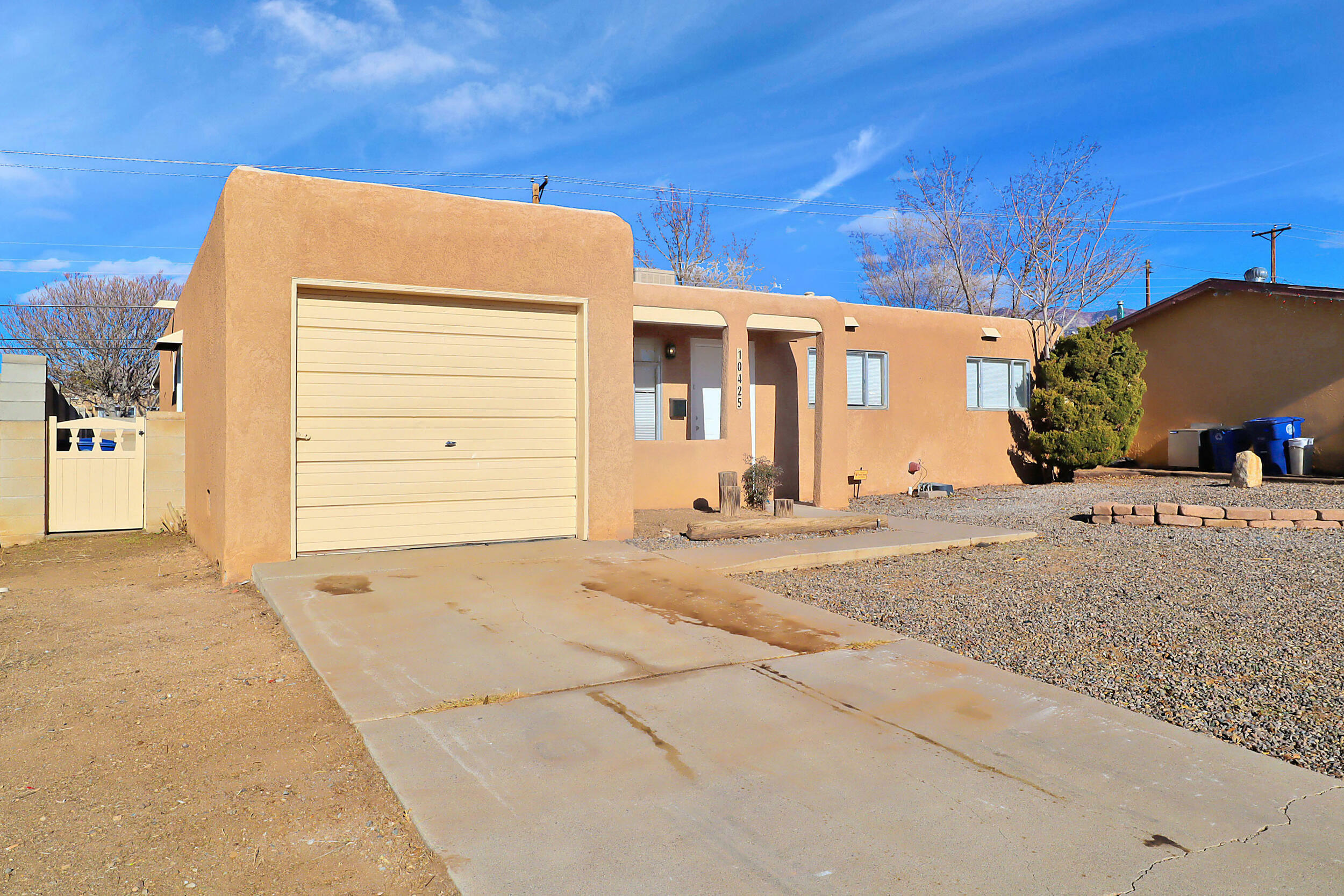 Property Photo:  10425 San Jacinto Avenue NE  NM 87112 