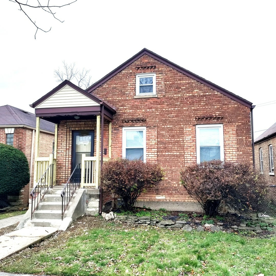 Property Photo:  10032 S Carpenter Street  IL 60643 