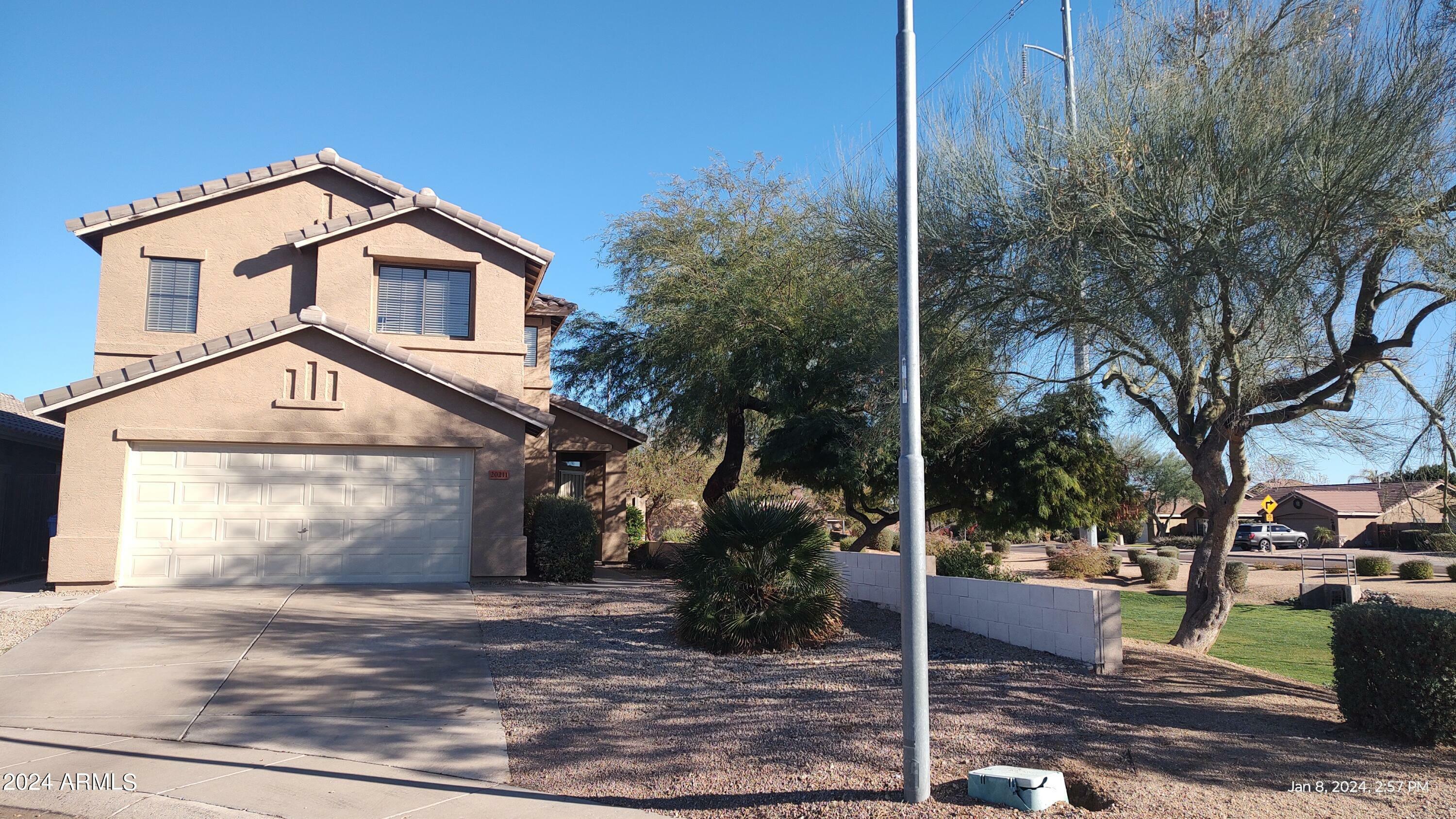 Property Photo:  20211 N 33rd Place  AZ 85050 