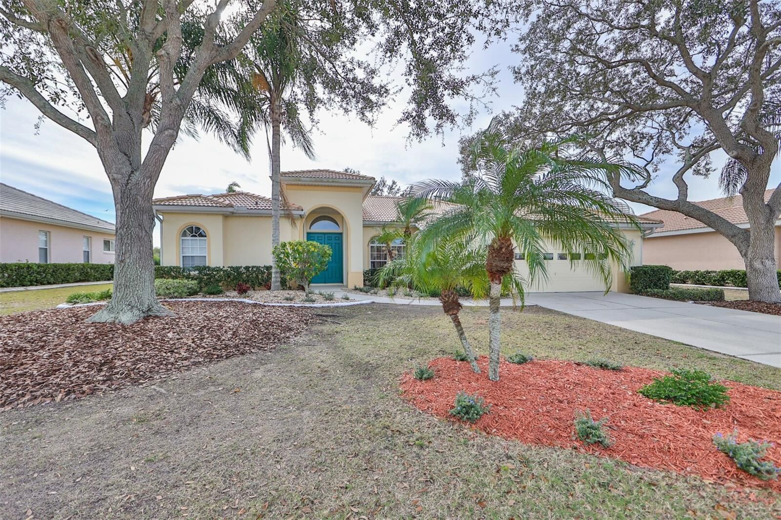 Property Photo:  1314 Lenox Greens Drive  FL 33573 