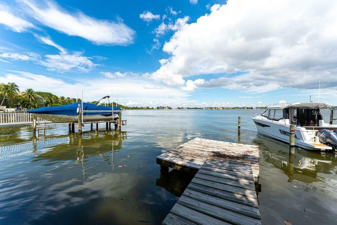 Property Photo:  8115 Midnight Pass Road  FL 34242 