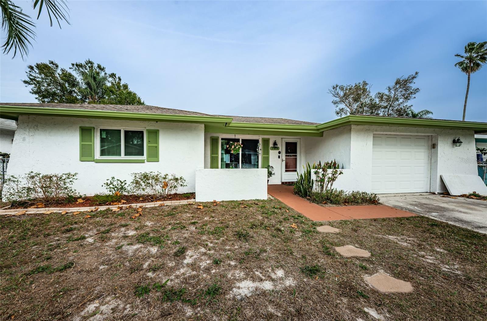 Property Photo:  719 Lemonwood Drive  FL 34677 