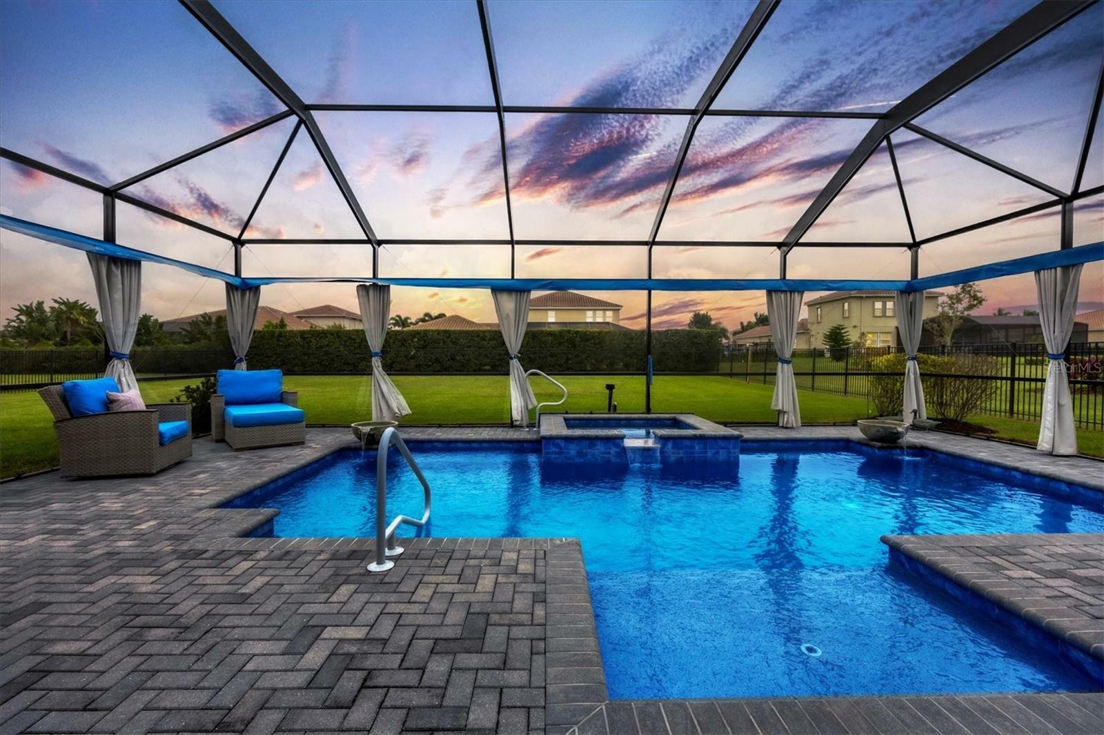 Property Photo: 207 167th Boulevard E FL 34212