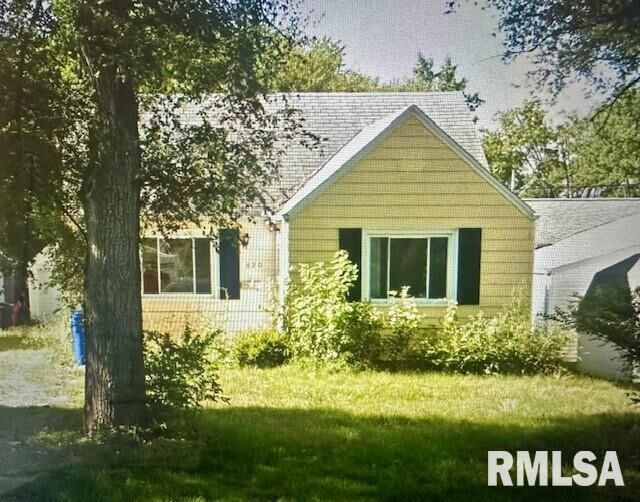 820 E London Avenue  Peoria Heights IL 61616 photo