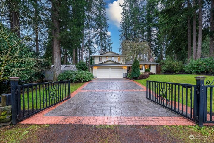 Property Photo:  18710 58th Street E  WA 98391 