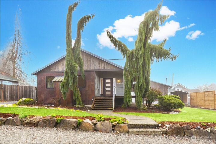 Property Photo: 26715 NE Virginia Street WA 98019