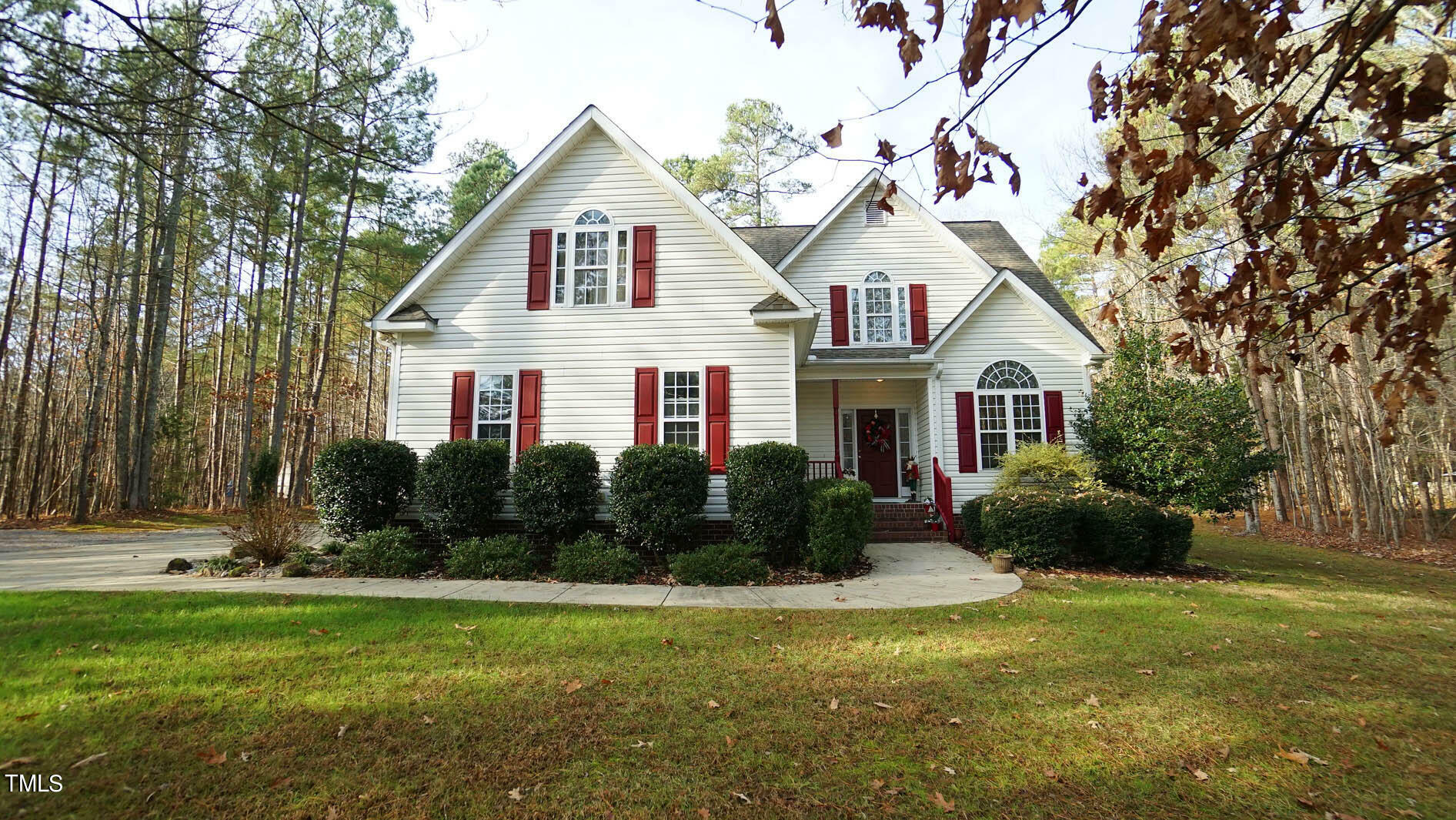 Property Photo:  175 Lumberjack Lane  NC 27549 