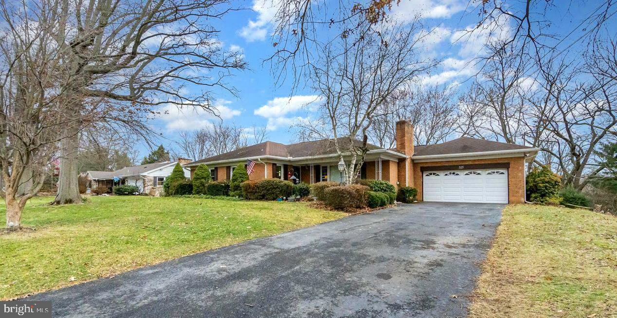 Property Photo:  515 Saint Johns Drive  PA 17011 