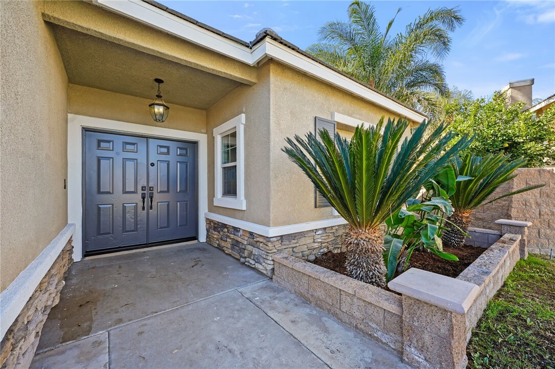 Property Photo:  745 Conlon Drive  CA 92545 