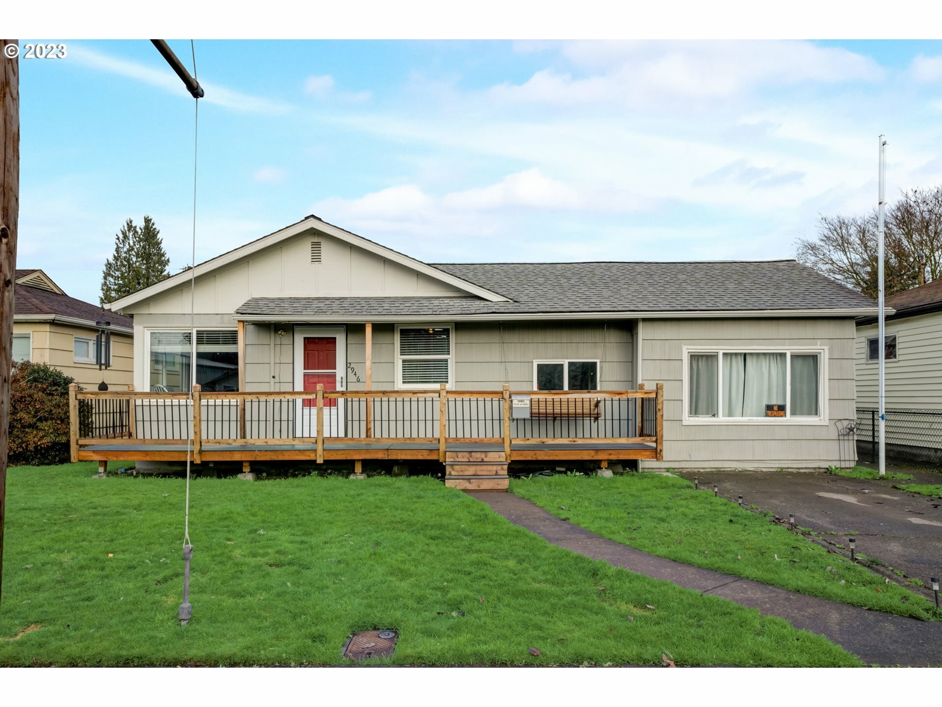 Property Photo:  2946 Cypress St  WA 98632 