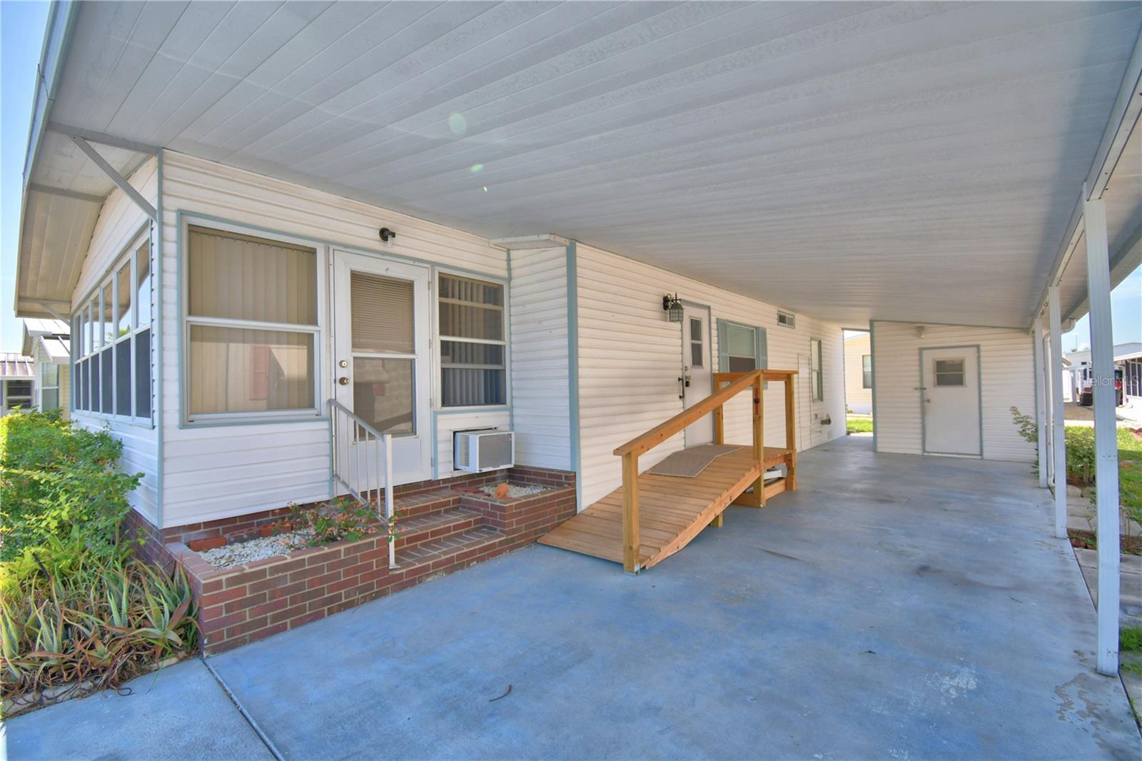 Property Photo: 4338 Cherrywood Street FL 33880