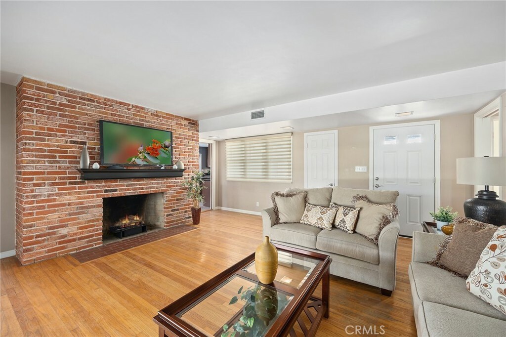 Property Photo:  419 Ruby Drive  CA 92870 