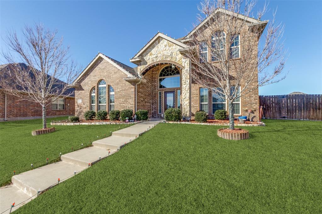Property Photo: 1621 Grand Court TX 75189