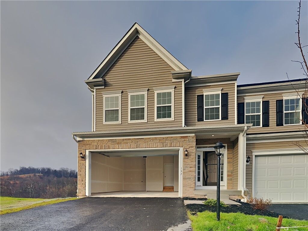 Property Photo:  137 Sweetwater Dr  PA 15108 