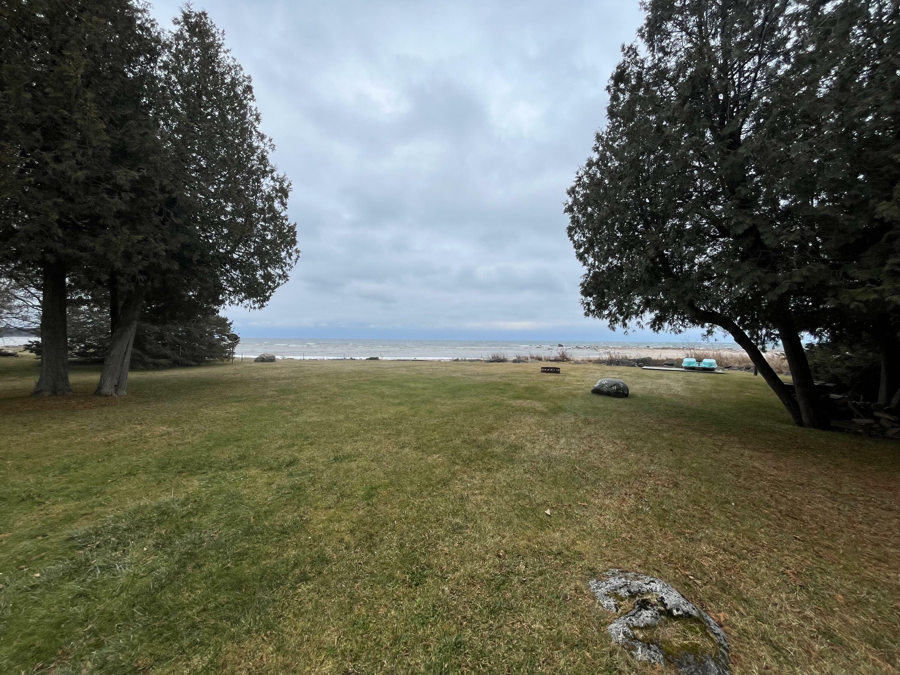 Property Photo:  W11983 W Middle Beach Rd  MI 49762 