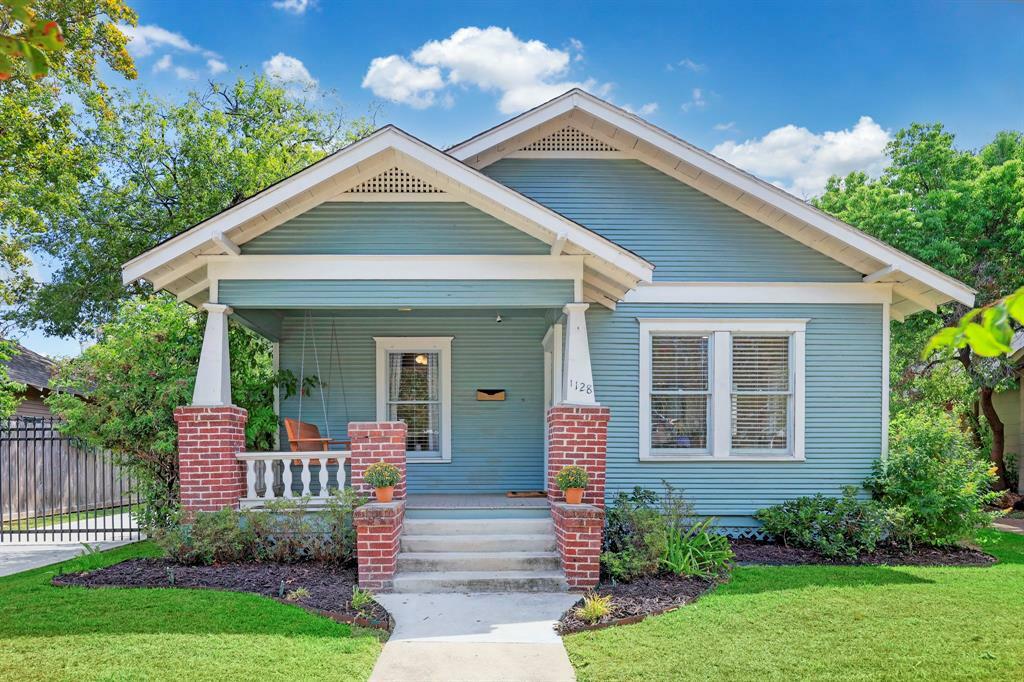 Property Photo:  1128 Winston Street  TX 77009 