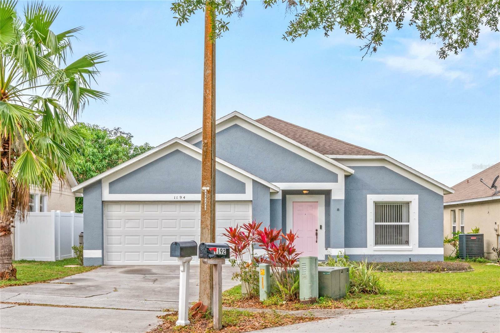 Property Photo:  1194 Crispwood Court  FL 32703 