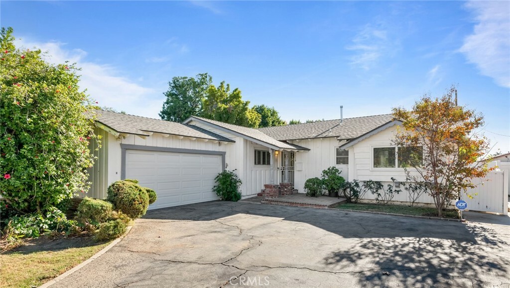 Property Photo:  16518 Dearborn Street  CA 91343 