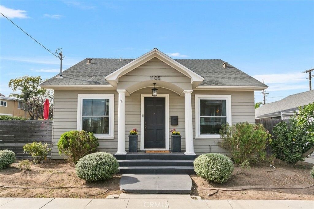 Property Photo: 1105 Euclid Avenue CA 90804