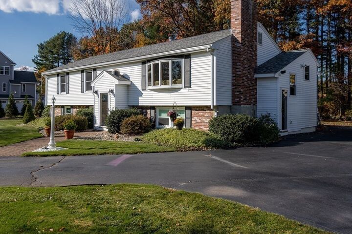 Property Photo: 4 Oxbow Dr MA 01887