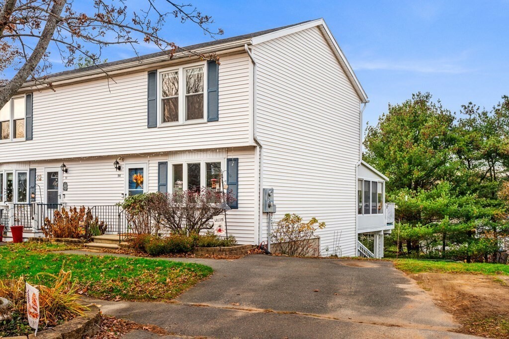 Property Photo: 54 Taylor St 54 MA 01832