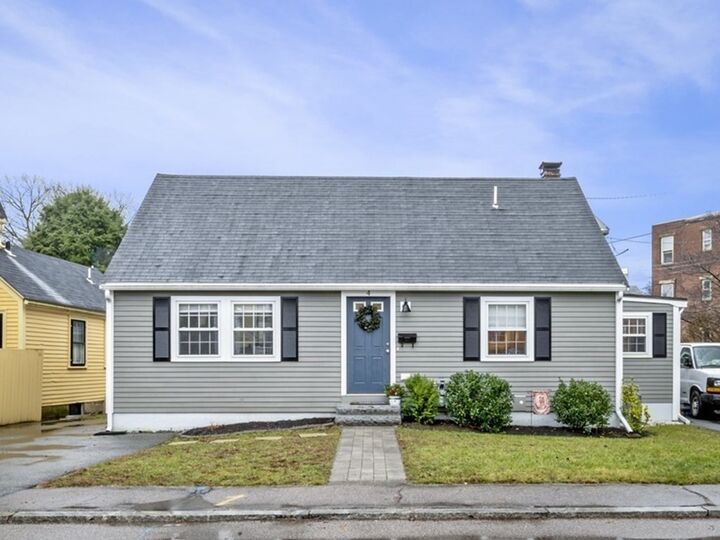 Property Photo:  4 South Pine Street  MA 01970 