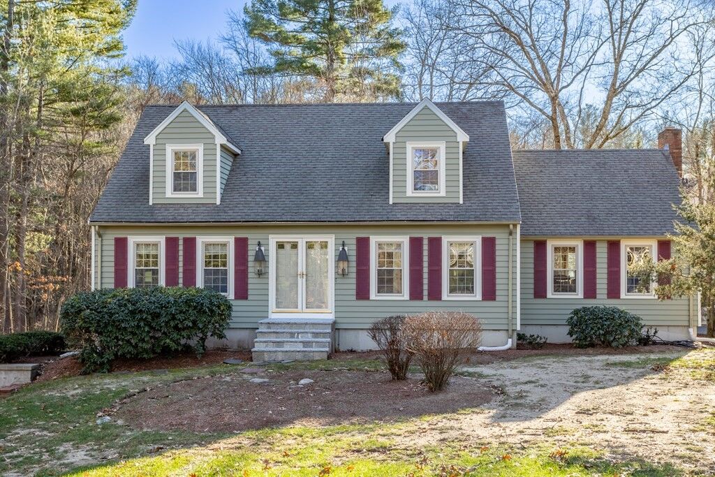 Property Photo:  6 Zeus Dr  MA 01824 