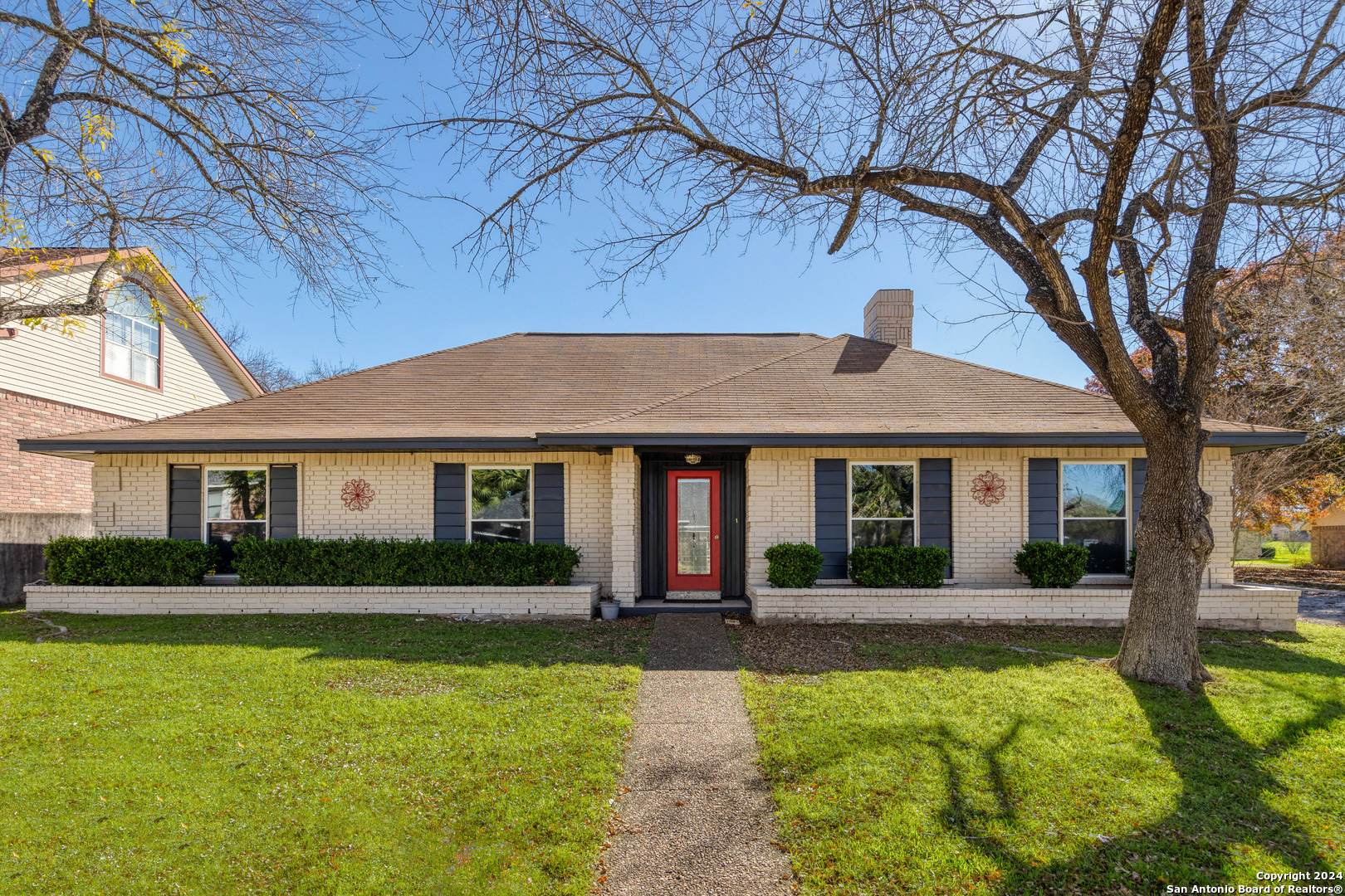 Property Photo:  3322 Foxbriar Ln  TX 78108 