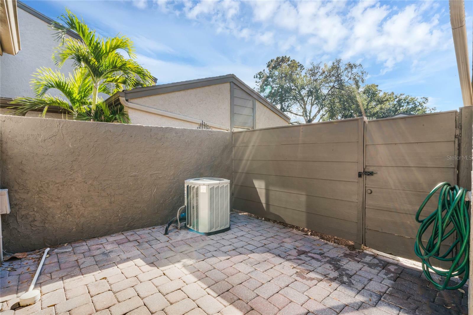 Property Photo:  319 Dryberry Way  FL 32730 