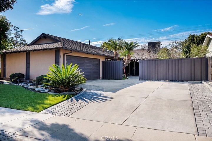 Property Photo: 371 Margo Ave Avenue CA 90803