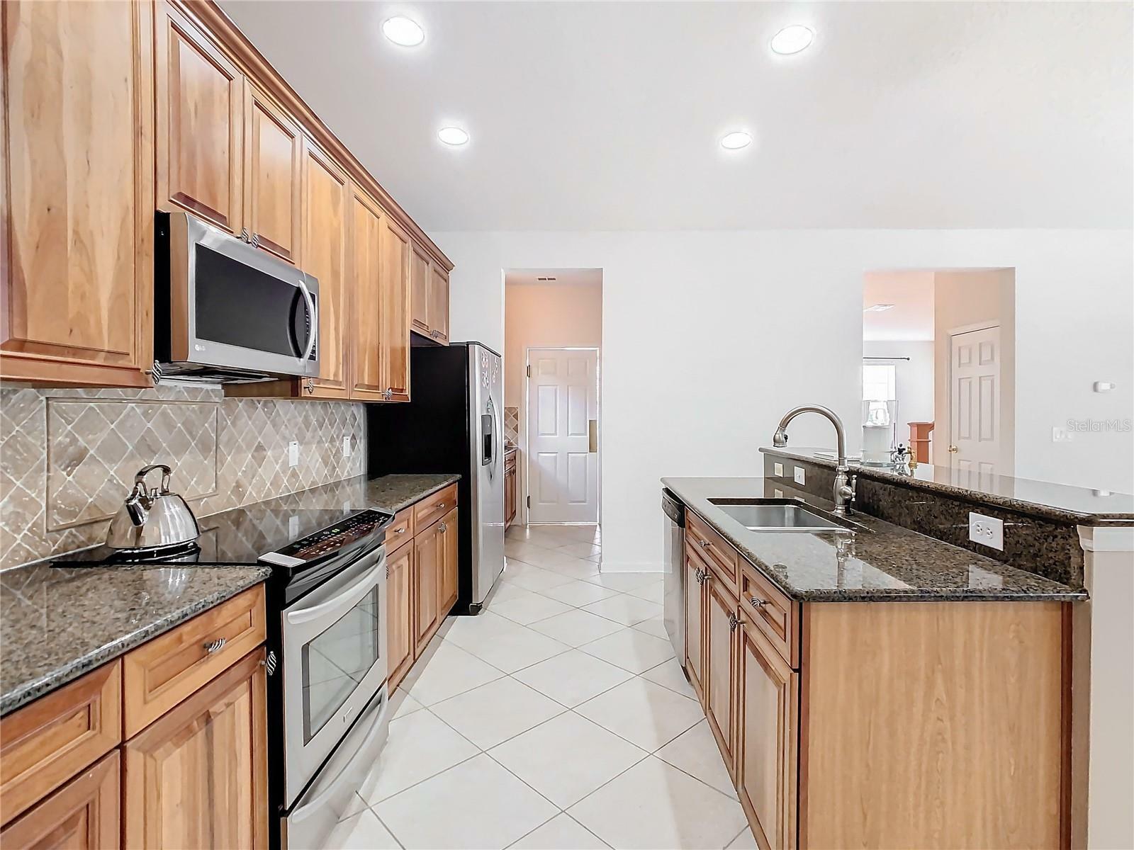 Property Photo: 1134 Tapestry Drive FL 34747