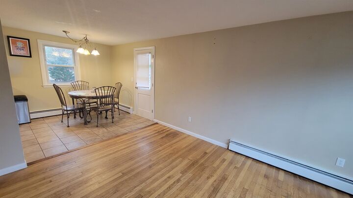 Property Photo: 20 Royal Circle NH 03079