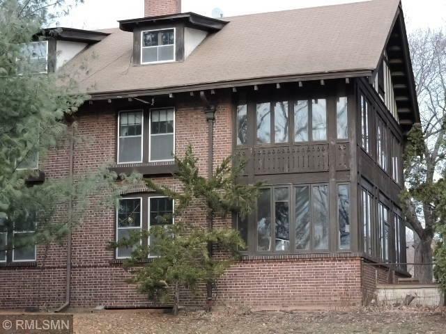 Property Photo: 370 Mississippi River Boulevard N MN 55104