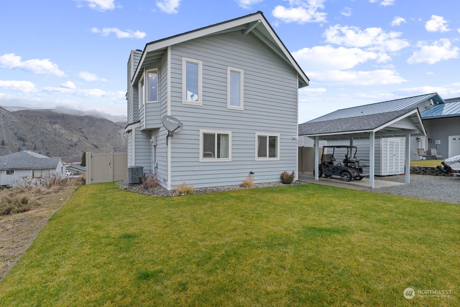 Property Photo:  201 E Entiat Drive  WA 98843 