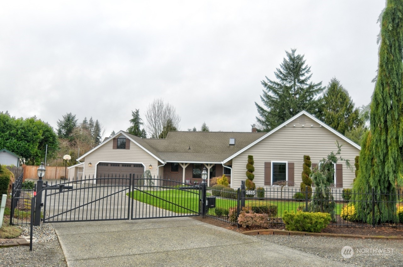 Property Photo:  2615 58th Court SE  WA 98501 