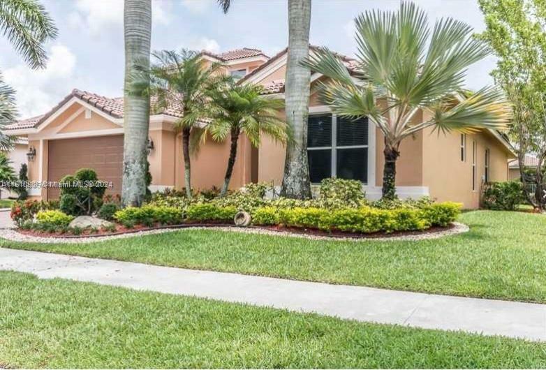 Property Photo:  1831 Mariners Ln  FL 33327 