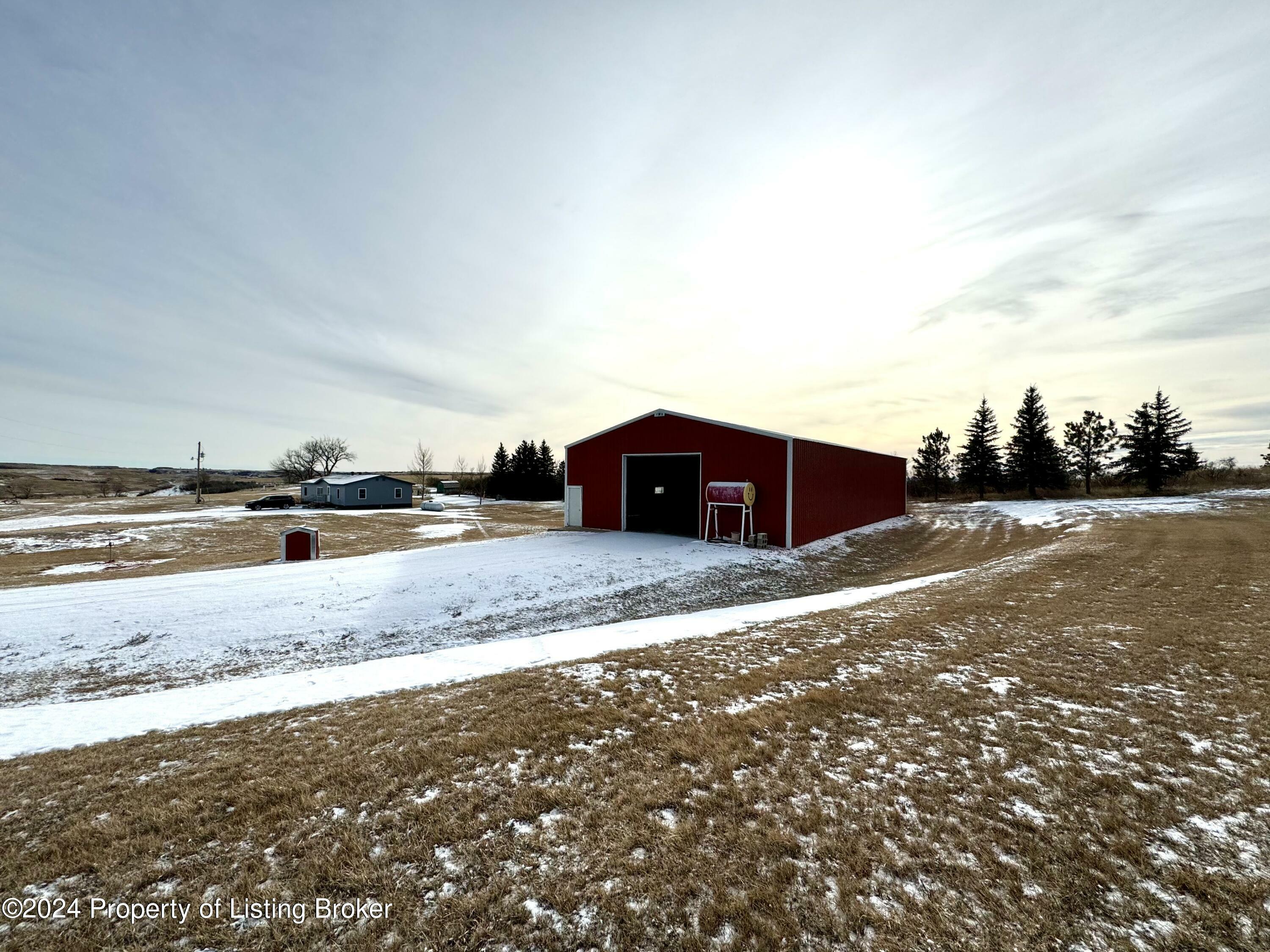 Property Photo:  13790 36th Street SW  ND 58622 