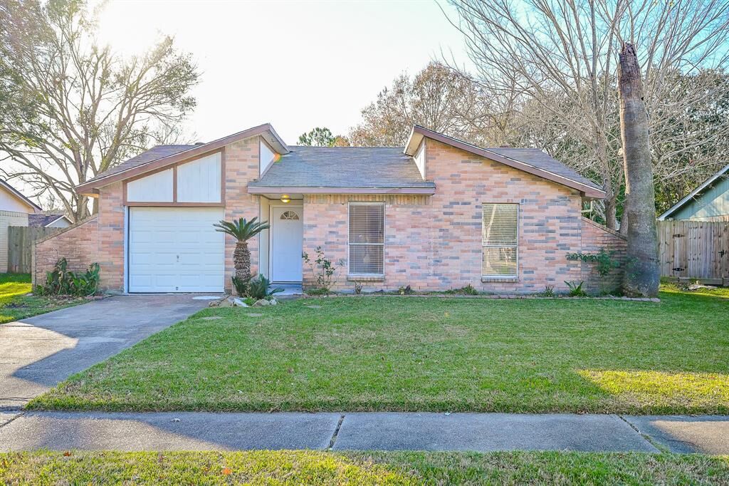 Property Photo:  17102 Blue Mist Drive  TX 77498 
