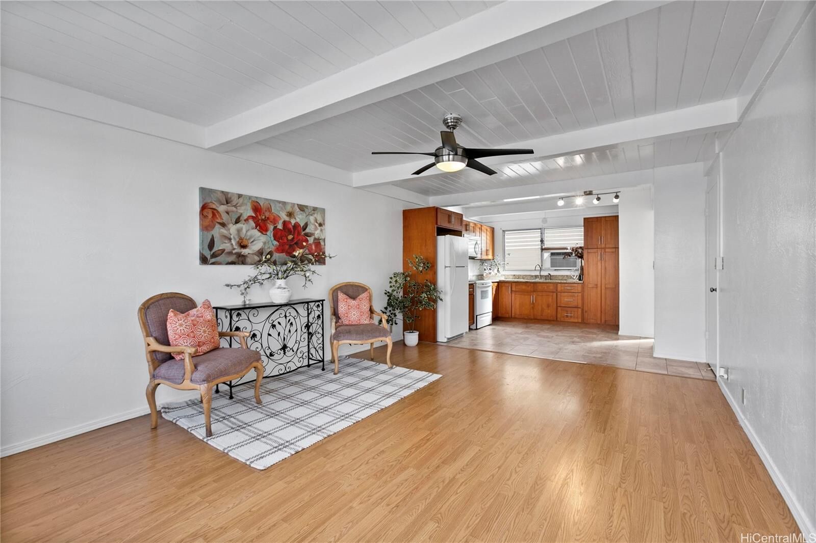 Property Photo: 3223 Ala Ilima Street 3223/5 HI 96818