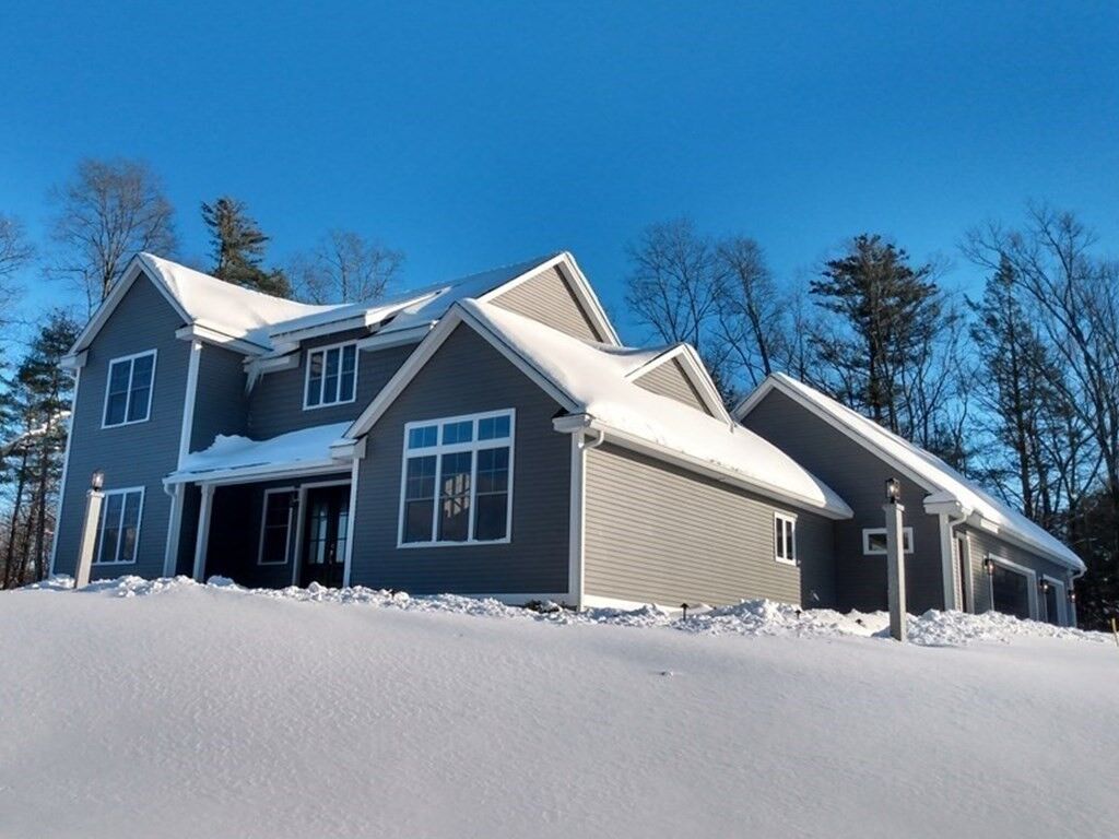 Property Photo:  6 Brady Lane  NH 03841 