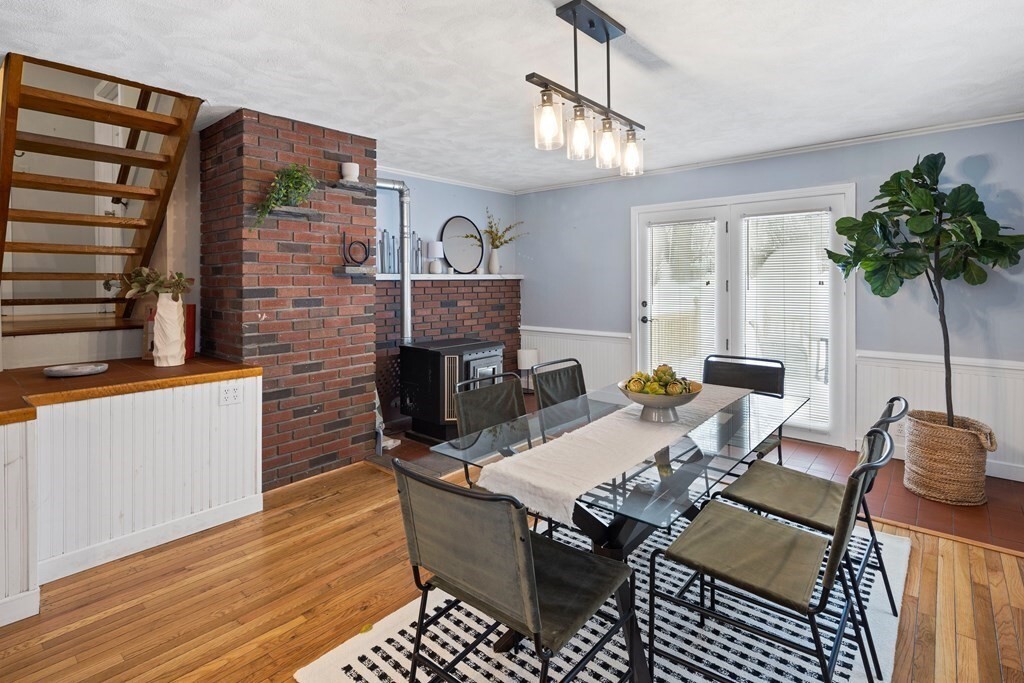 Property Photo: 9 Fuller Rd MA 01821