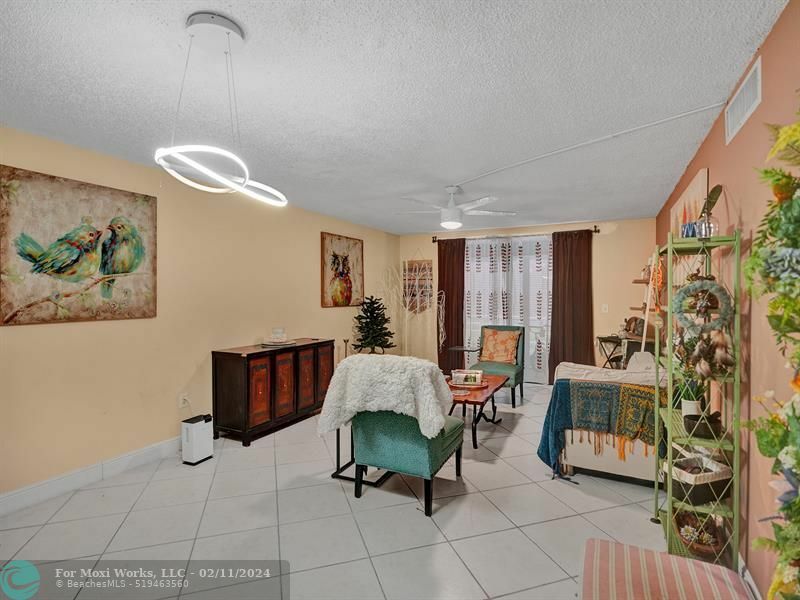 Property Photo:  1830 N Lauderdale Ave 4115  FL 33068 