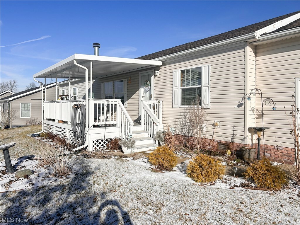 Property Photo:  641 Drake Court  OH 44241 