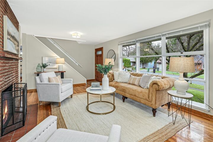 Property Photo: 4063 NE 87th Street WA 98115