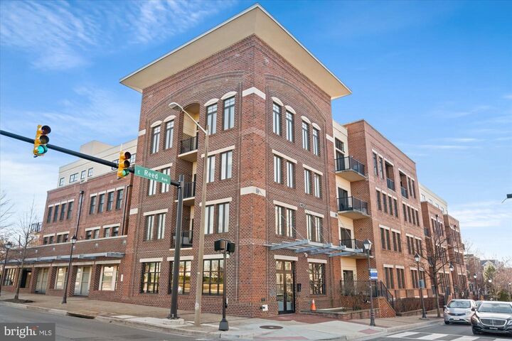 181 E Reed Avenue 108  Alexandria VA 22305 photo