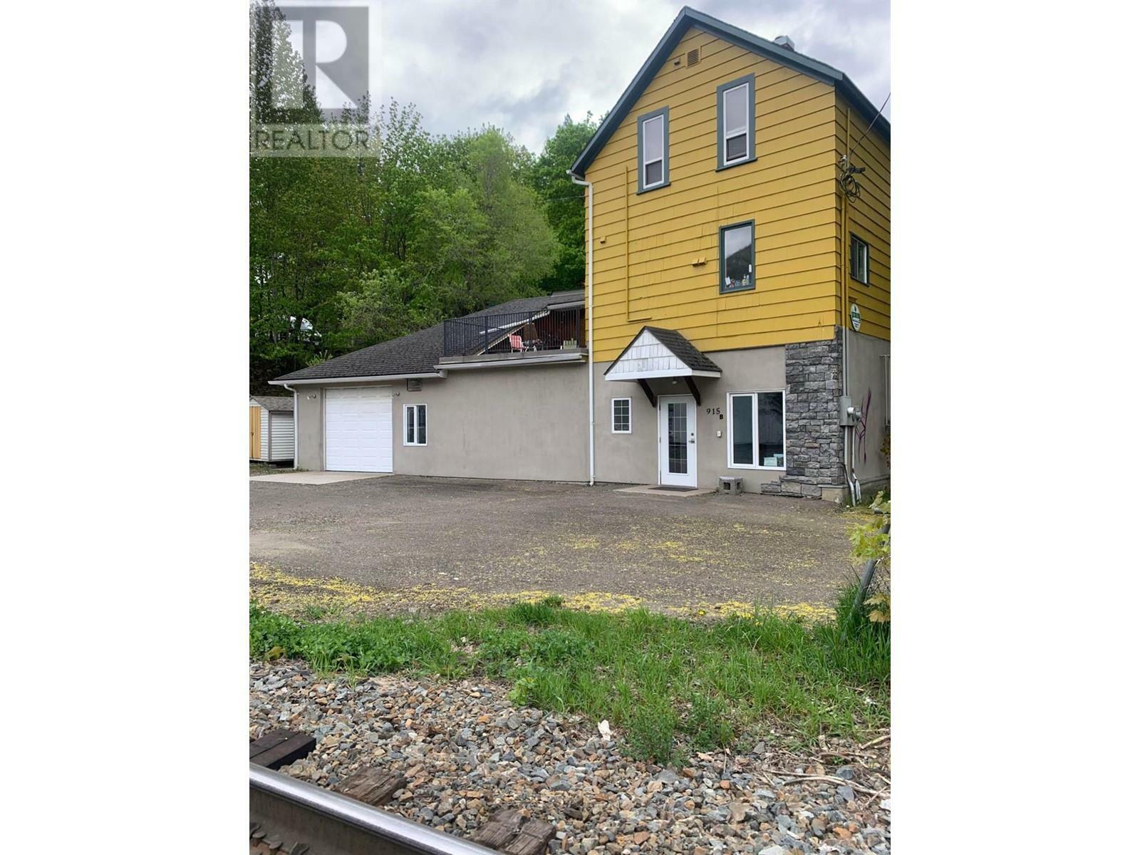 Property Photo: 915 Front Street BC V1L 4C1