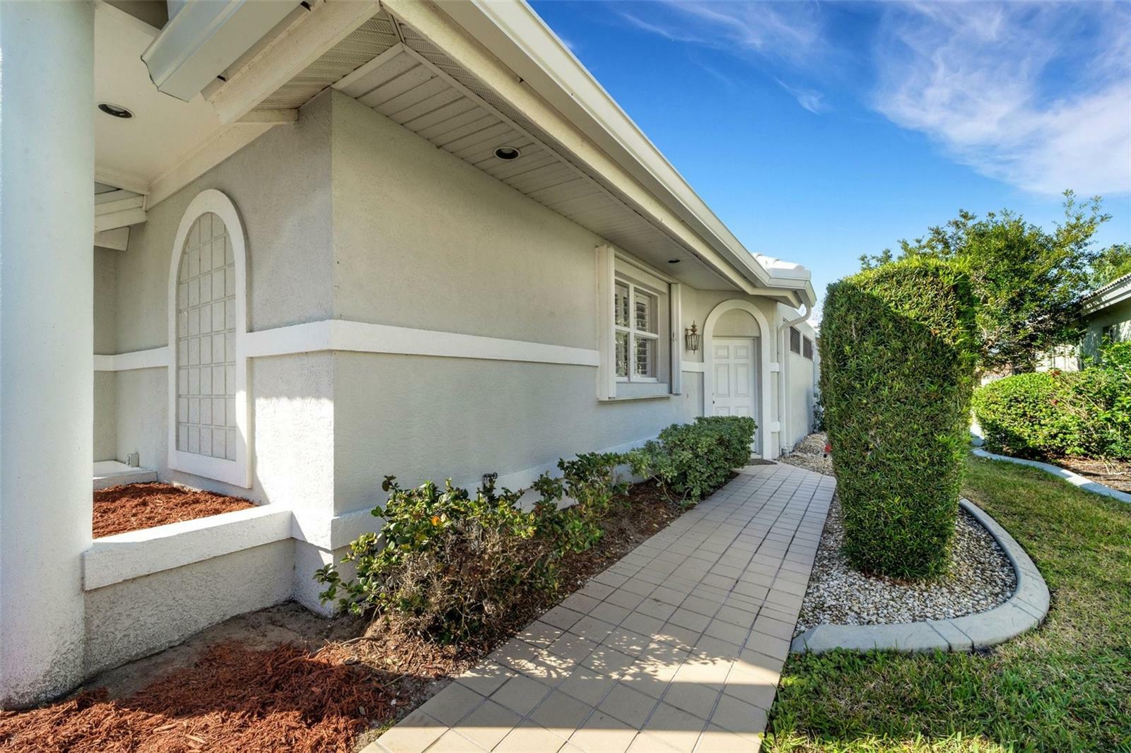 Property Photo:  1215 Harbor Town Way  FL 34292 