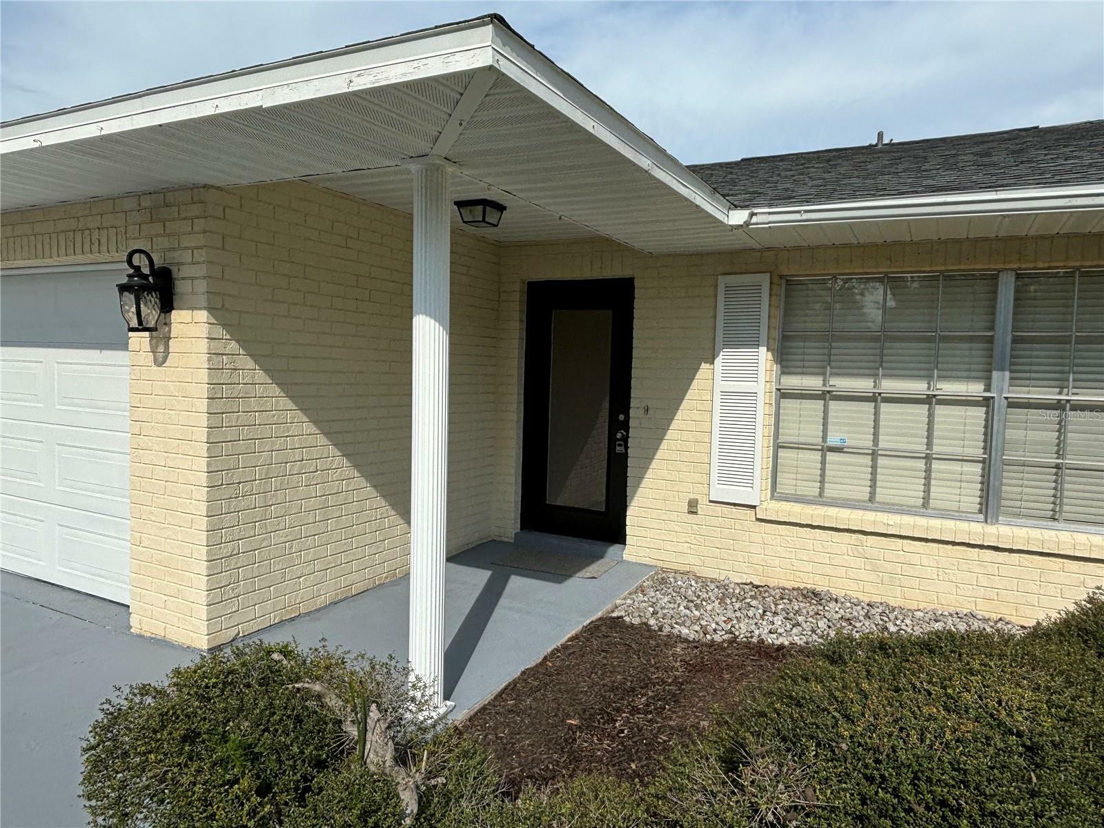 Property Photo: 5102 36th Avenue Drive W FL 34209